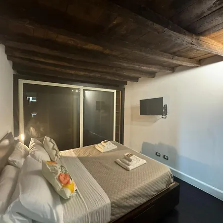 Apartament In Ancient